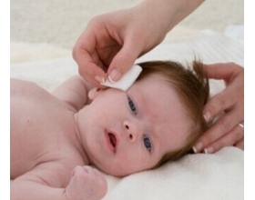 婴儿湿巾里的“健康隐患”香港抽检婴幼儿湿巾70%含防腐剂