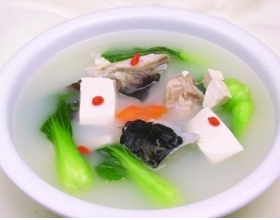 产后想当“奶牛” 就要先喝清汤