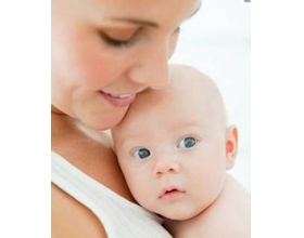 母乳可以和奶粉混合在一起喝吗？