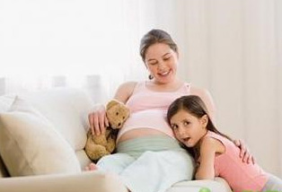 13岁女孩自杀逼妈妈放弃二胎 元芳你怎么看?